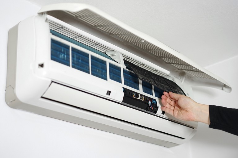 » cleaning and maintaining home air conditioning